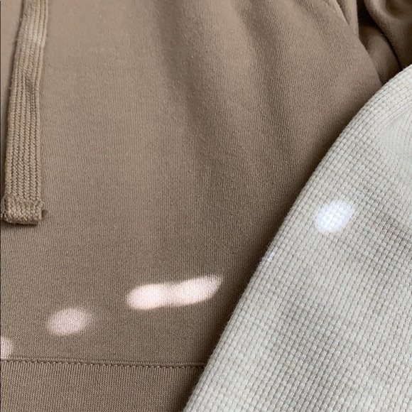 Forever21 sweater - Picture 2 of 3